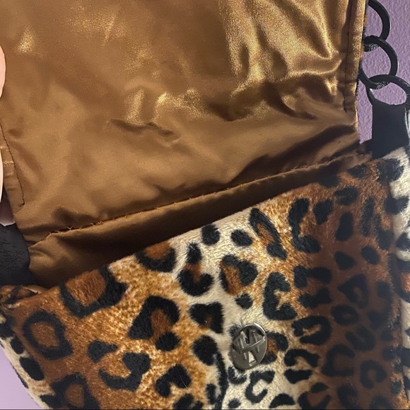 Cheetah print crossbody bag - Picture 3 of 3